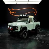 Коллекционная машинка Hot Wheels Elite 64 Series Land Rover Defender 90 Pickup (Хот Вилс Элит 64 серия Лэнд Ровер Дефендер 90 Пикап)