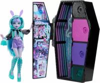 Кукла Твайла с гардеробом Monster High Doll and Fashion Set, Twyla Doll, Skulltimate Secrets: Neon Frights