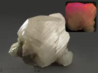 Кальцит, сросток кристаллов, 6,7х5,8х5,1 см