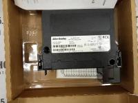 Прочее сетевое оборудование Allen Bradley 1756-IB32