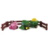 Игровой набор TOMY FARM Приключения трактора Джонни и поросенка на ферме