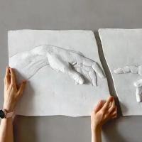 Панно на стену с картины Сотворение Адама - панно настенное руки - барельеф - Микеланджело