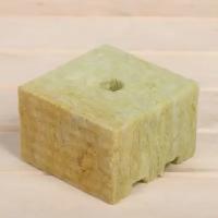 Субстрат минераловатный в кубике, 10 × 10 × 6.5 см, отверстие 15 × 15 мм, «Эковер» (12 шт.)
