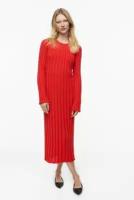 Трикотажное платье в рубчик - красный - XL