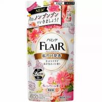 Kao flair fragrance charmin bouquet арома кондиционер для белья, нежный аромат цветочного букета, мягкая упаковка, 380 мл