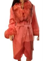 Пальто женское классическое кораллового цвета из шерсти Альпака с отделкой из меха крашеной чернобурки, размер 48