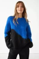 Свободный свитер из пушистого мохера - синий - L
