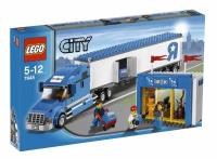 Конструктор LEGO 7848 City Toys 'R' Us Truck (Грузовик компании Toys 'R' Us)