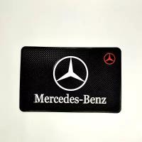 Противоскользящий коврик с логотипом автомобиля Mercedes Benz/Мерседес Бенз на приборную панель/на торпедо авто