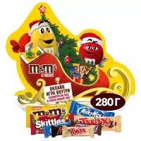 Новогодний набор сладостей M&M`s & Friends Сани шоколадный подарочный набор с игрой внутри / Сладкий подарок / Сладкий бокс, 280г