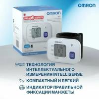 Тонометр Omron RS2 на запястье