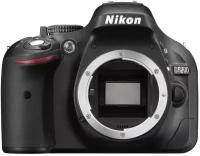 Зеркальный фотоаппарат Nikon D5200 Body