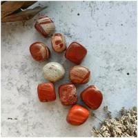 Галтованный натуральный камень Яшма красная(кубы). Упаковка 100 гр, фракция 15-20 мм