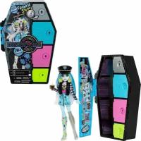Кукла Monster High Doll and Fashion Set, Frankie Stein with Dress-Up Locker Skulltimate Secrets