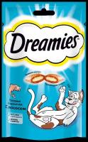 Лакомство Dreamies с лососем для взрослых кошек 140 г