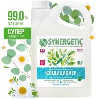 Кондиционер для белья SYNERGETIC Эвкалипт и ромашка 3,75л, 125 стирок