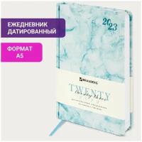 Ежедневник-планер (планинг) / записная книжка / блокнот датированный на 2023 год формата А5 (138x213 мм) Brauberg Marble, под кожу, синий