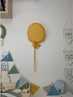 Воздушный шарик из ткани / Декор на стену в детскую комнату/ Сканди декор для детской / Горчичный