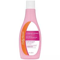 Sally Hansen Жидкость для снятия лака укрепляющая Strengthening Nail Polish Remover для мягких и тонких ногтей