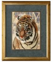 Картина вышитая шелком Тигрица ручной работы/см 45х55х3/багет+паспарту