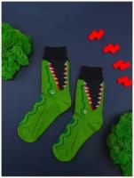 Носки мужские / женские зеленые крокодил, съедающий ногу (р.39-45)