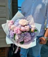 Букет Гортензия и пионы розовые, красивый букет цветов, пионов, шикарный, цветы премиум