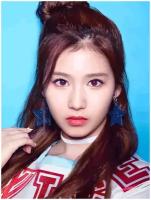 Картина по номерам на холсте TWICE Kpop Sana - 39 30X40