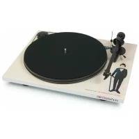 Виниловый проигрыватель Pro-Ject Essential II Demon by Parov Stelar