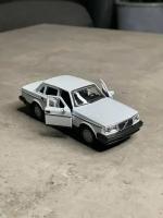 Металлическая машинка Welly VOLVO 240 GL Вольво ГЛ, инерционная, цвет Белый