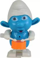 Заводной Гномик с барабаном в белой шапочке механический, развивающая подвижная игрушка для малышей