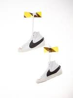 Женские кроссовки Nike Blazer Mid '77 Jumbo размер 35RU белый/черный