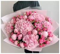 Букет Гортензия розовая, пионы розовые, пионовидные кустовые розовые розы, красивый букет цветов, пионов, шикарный, цветы премиум, роза