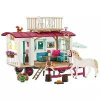 Игровой набор Schleich Horse Club Фургон для тайных собраний членов клуба 42415