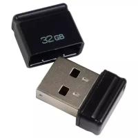 Флешки Qumo Флешка Qumo Nano Black, 32 Гб, USB2.0, черная