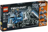 Конструктор LEGO Technic 8052 Контейнеровоз, 686 дет