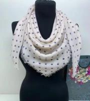Платок шарф женский молочный17