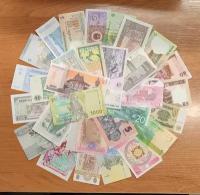 Набор разных банкнот Мира, 30 штук. Азия, Африка, Европа, Острова Америка без оборота UNC