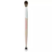 Кисть BEAUTYBLENDER High roller crease brush & cooling rolle с охлаждающим роллером для растушевки теней