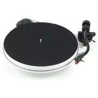 Виниловый проигрыватель Pro-Ject RPM 1 Carbon