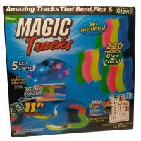 Светящийся гибкий трек MAGIC TRACKS 220 деталей плюс машинка