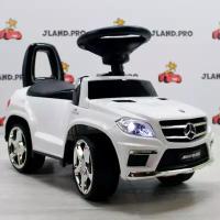 Каталка-толокар RiverToys Mercedes-Benz A888AA со звуковыми эффектами белая