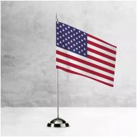 Настольный флаг США на пластиковой подставке под серебро / Флажок США настольный 15x22 см. на подставке