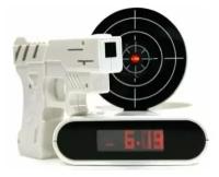 Часы-будильник с мишенью и лазерным пистолетом Gun Alarm Clock