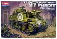 13210 Academy Английская САУ M7 Priest (1:35)