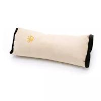 Подушка на ремень безопасности в авто для детей / детская мягкая автомобильная подушка Seat Belt Pillow 10х30х8см (Бежевая)