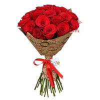 Букет 25 красных роз Ред Наоми в упаковка крафт, арт.7701021