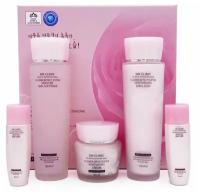 3W Clinic Набор для увлажнения лица с цветочными экстрактами / Flower Effect Extra Moisturizing 3 Kit Set, 150 мл*2, 50 мл, 30 мл*2