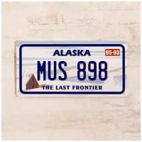 Сувенирный американский номер на машину Аляска Alaska, автономера для декора, металл, 15х30 см