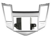 Рамка Chevrolet Cruze 09-12 2din Silver (крепеж) (Incar RCV-N08S)