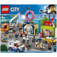 LEGO City Fire Конструктор Открытие магазина по продаже пончиков, 60233